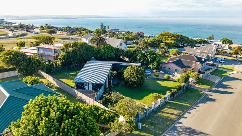 3 Bedroom Property for Sale in Mossel Bay Central Western Cape